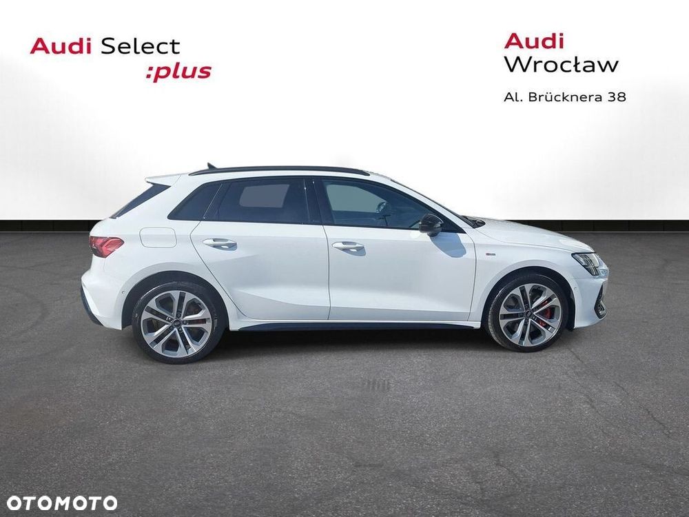 Audi A3 Sportback - 2