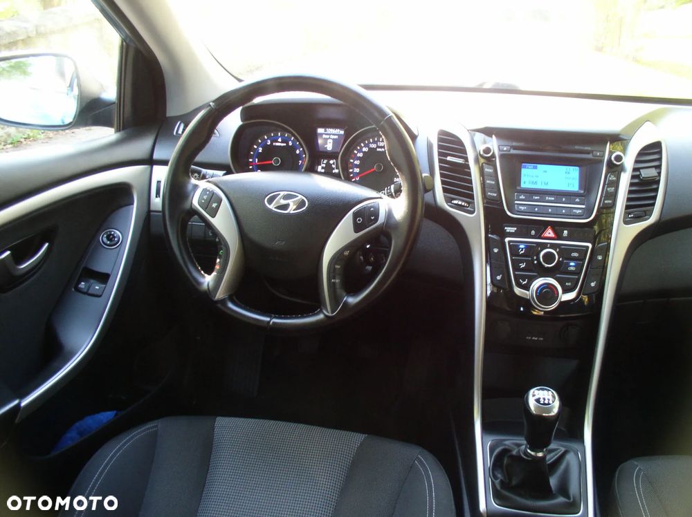 Hyundai i30 1.4 Fifa World Cup Edition - 6