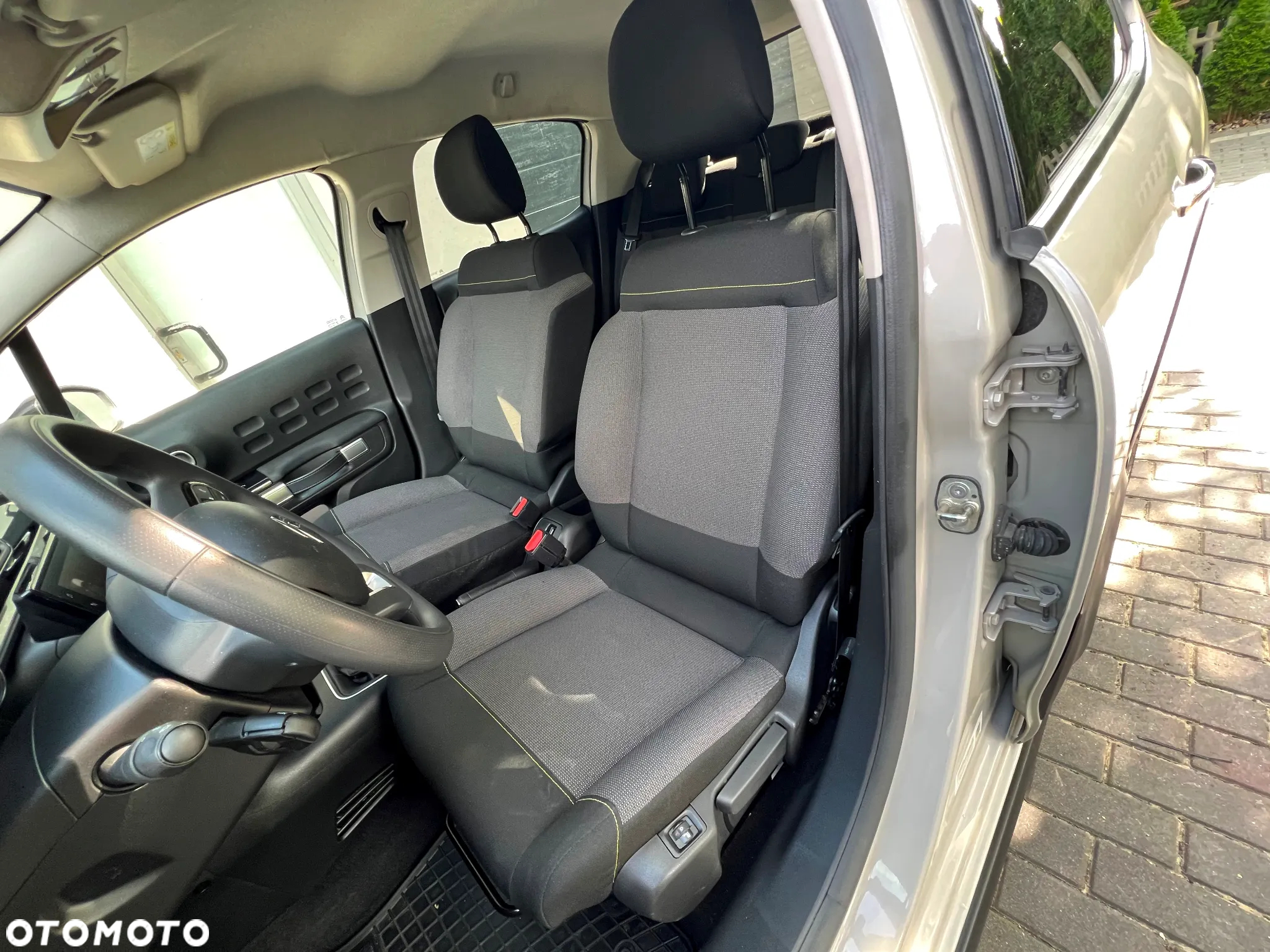 Citroën C3 1.2 PureTech Shine S&S EAT6 - 17