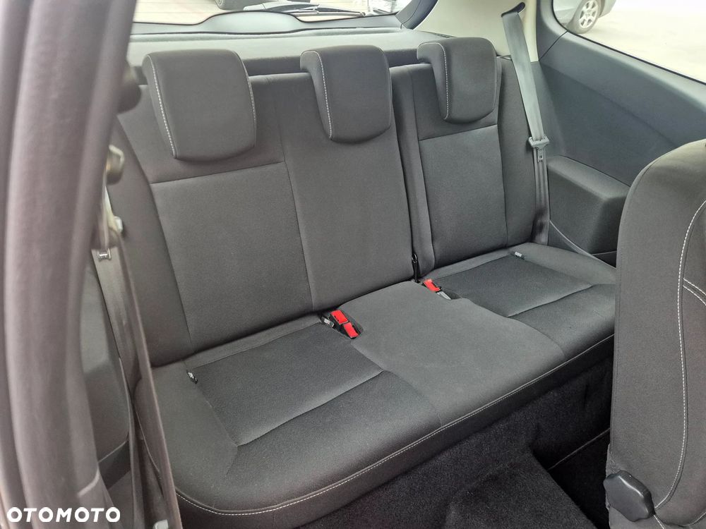 Renault Clio 1.2 16V 75 Yahoo - 12