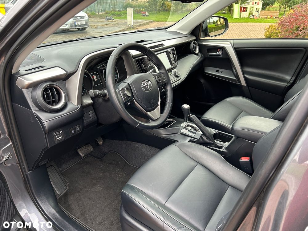 Toyota RAV4 2.5 4x4 Hybrid Executive - 26