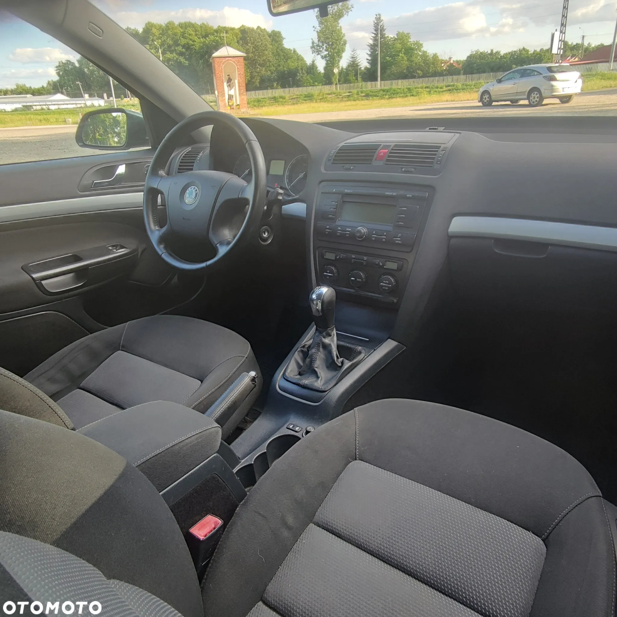 Skoda Octavia 1.6 Elegance - 37