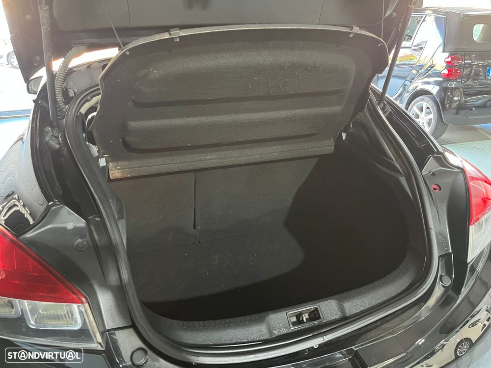 Renault Mégane Coupe Energy dCi 130 FAP Start & Stop GT Line - 27