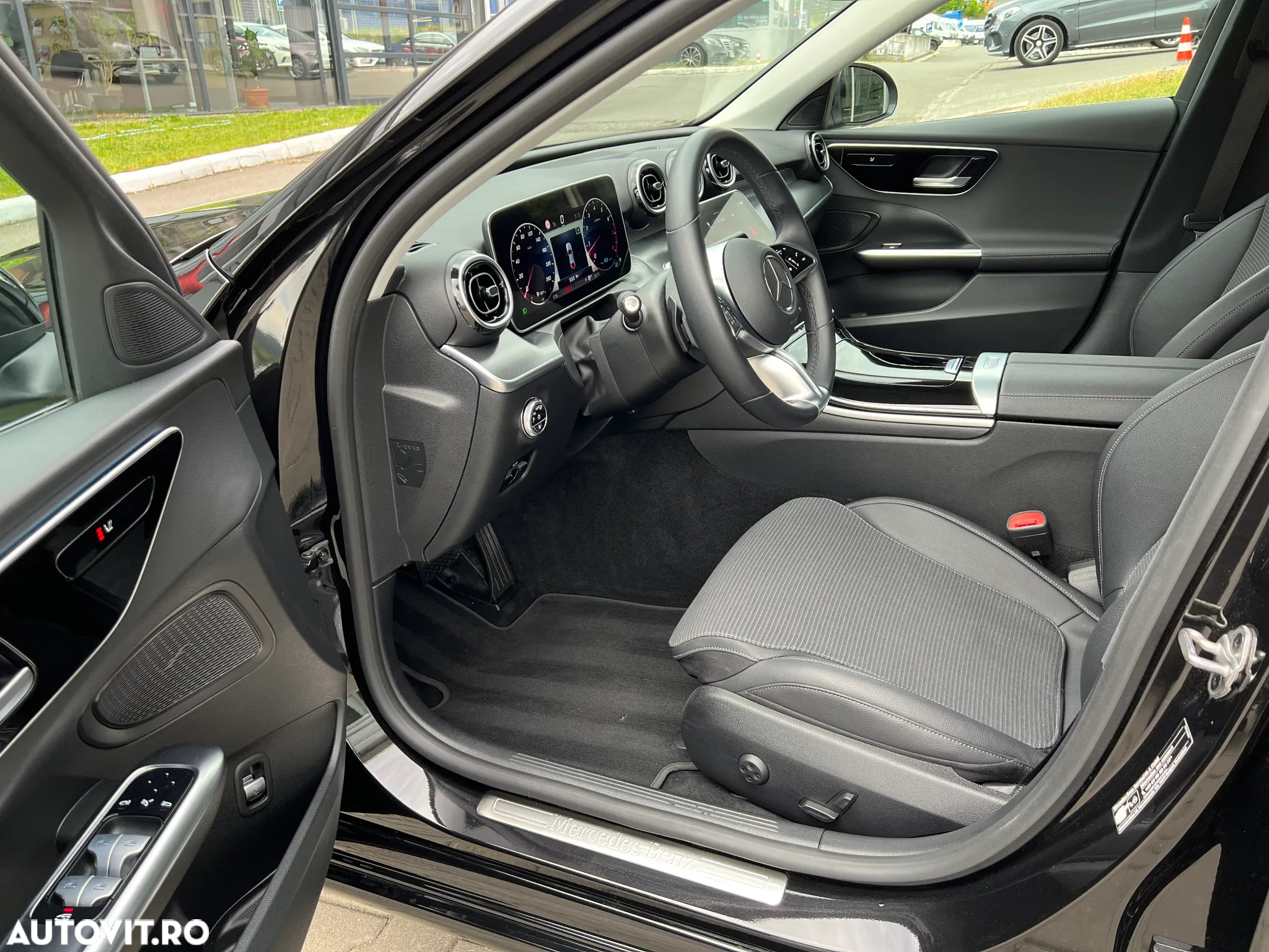 Mercedes-Benz C 200 4Matic 9G-TRONIC Avantgarde - 5