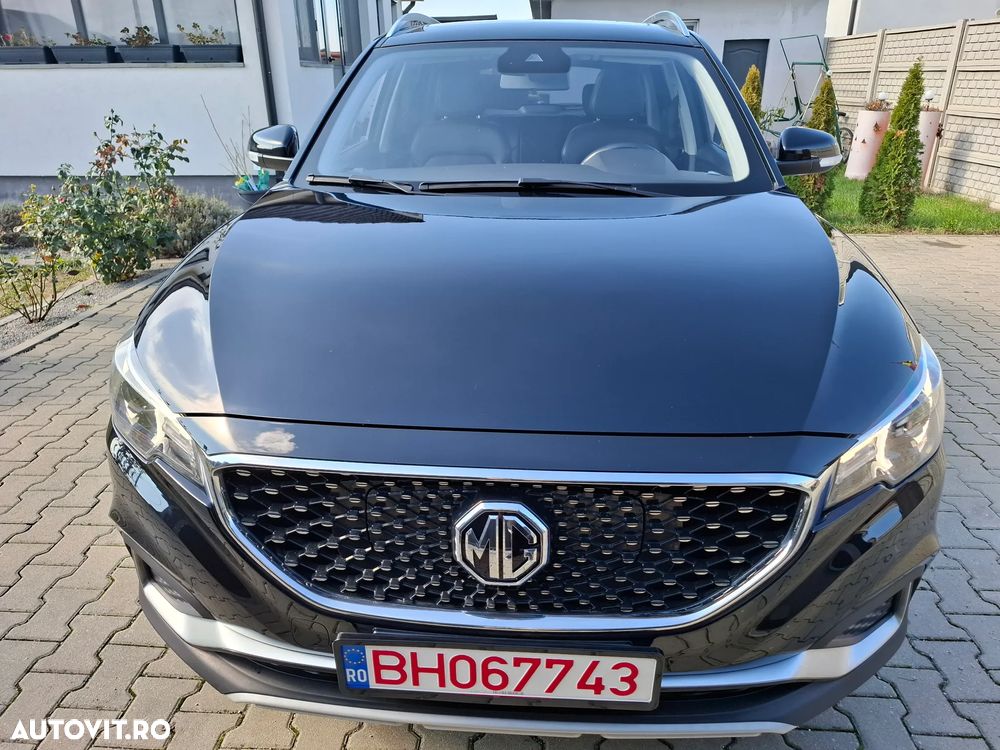 MG ZS EV Standard Luxury - 15