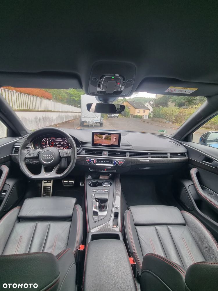 Audi A4 - 16