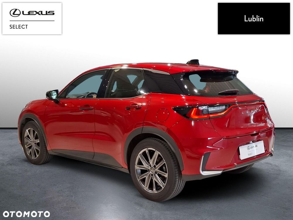 Lexus LBX - 3