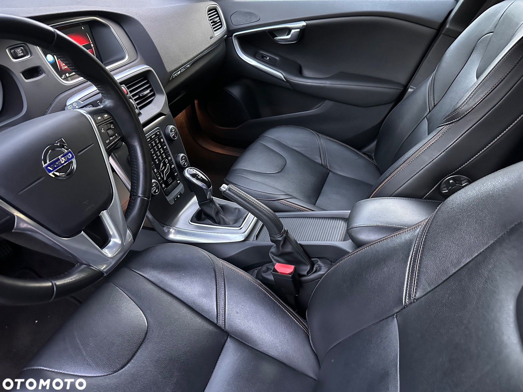 Volvo V40 - 16