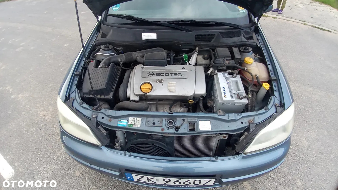 Opel Astra - 13