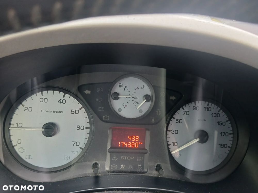 Citroën Berlingo 1.6 HDi XTR - 10