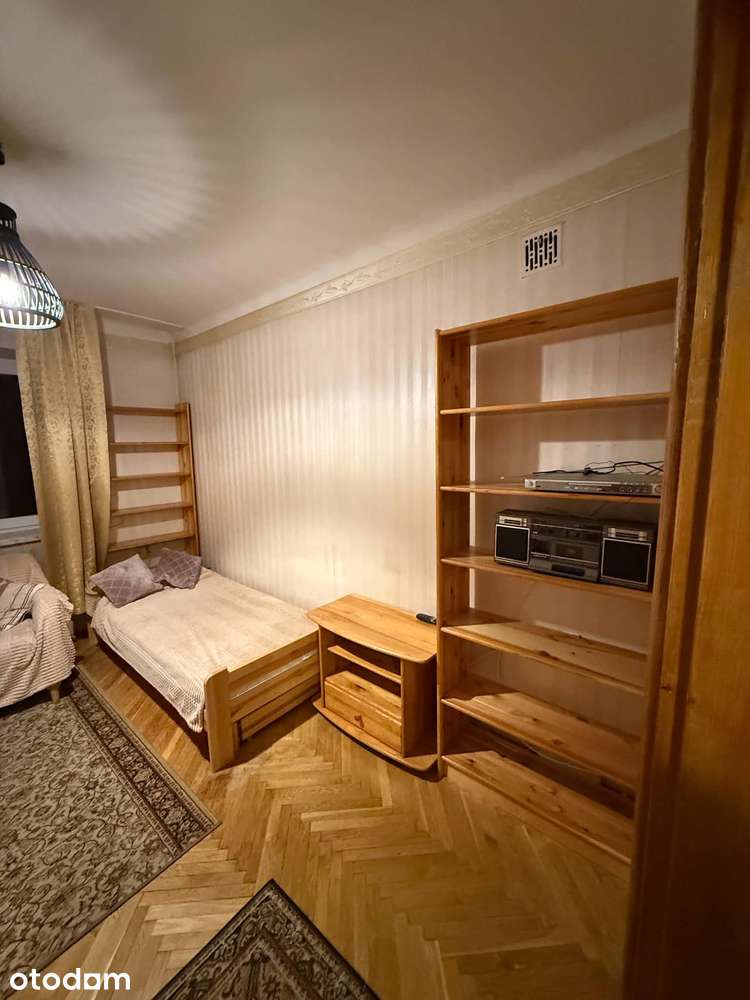 Wynajmę 2-pokojowe mieszkanie z balkonem
