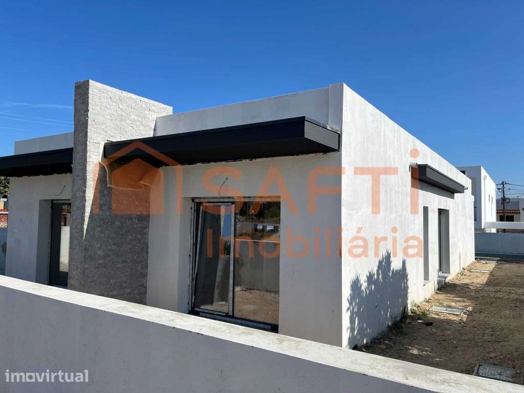 MORADIA TÉRREA T4 COM PISCINA - Pinhal Do General - Fernão Ferro - Grande imagem: 3/37