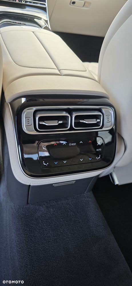 Mercedes-Benz Klasa S - 21