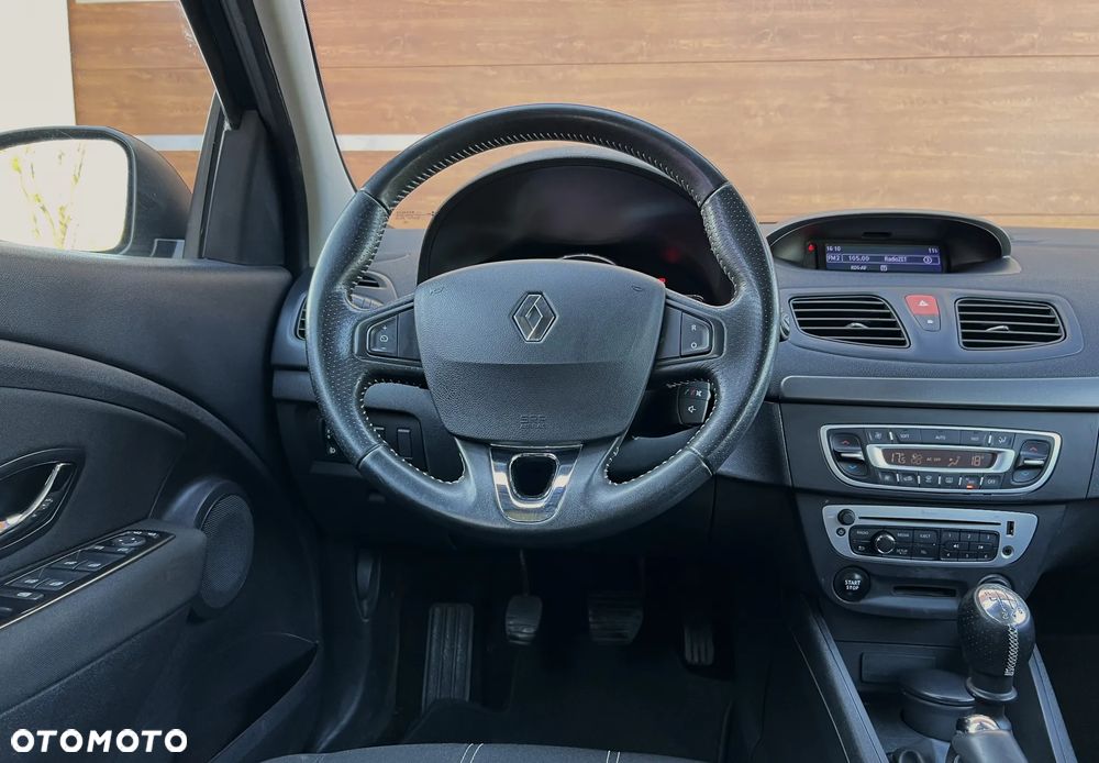 Renault Fluence 1.5 dCi Limited - 17