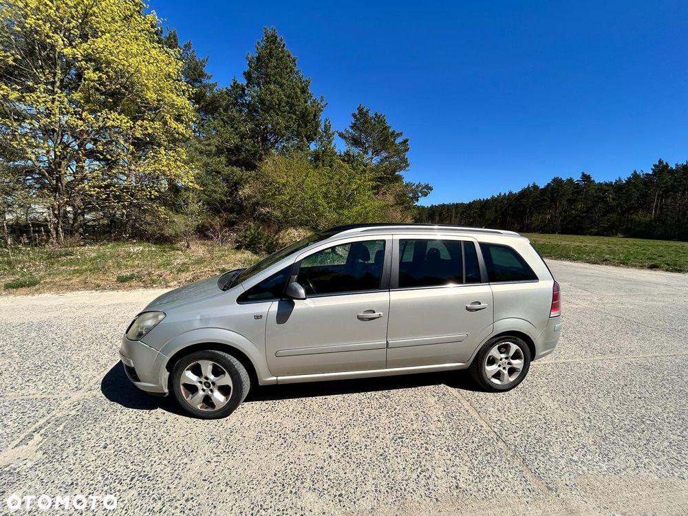 Opel Zafira 1.8 Cosmo EasyTronic - 5