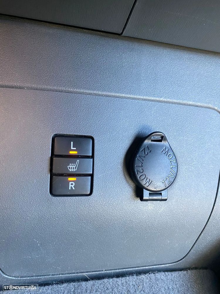 Toyota Prius 1.8 Premium+Pele+GPS - 13