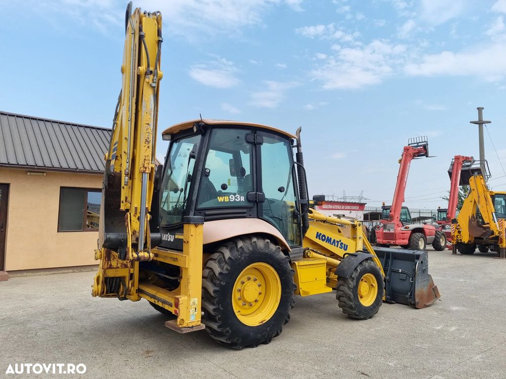 Komatsu WB 93R 5 - 5