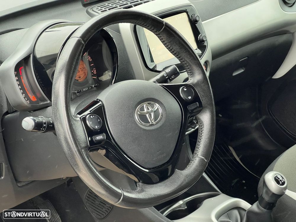 Toyota Aygo 1.0 X-Play+AC+X-Touch - 3