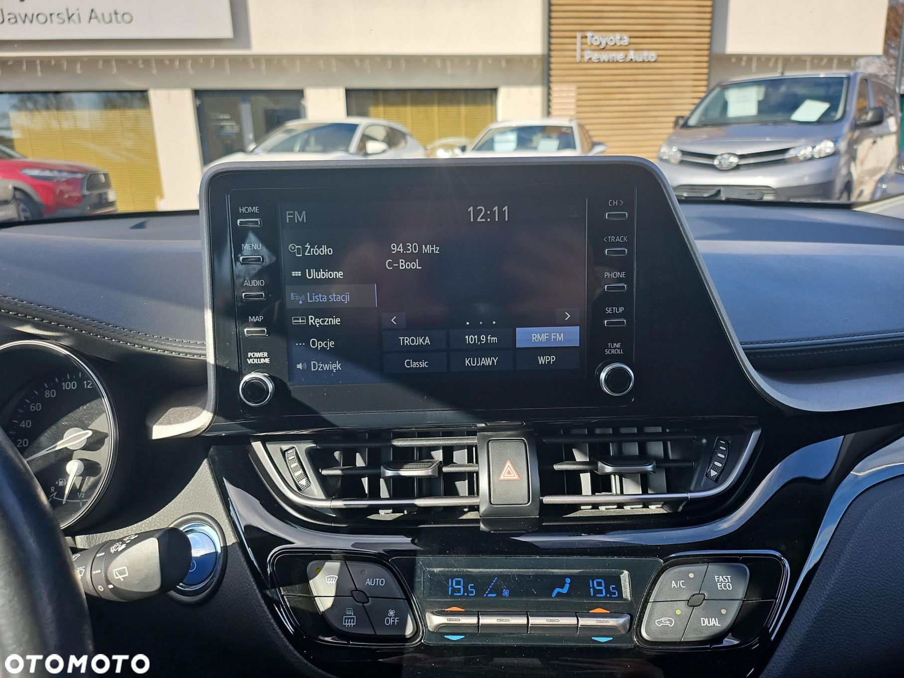 Toyota C-HR - 18