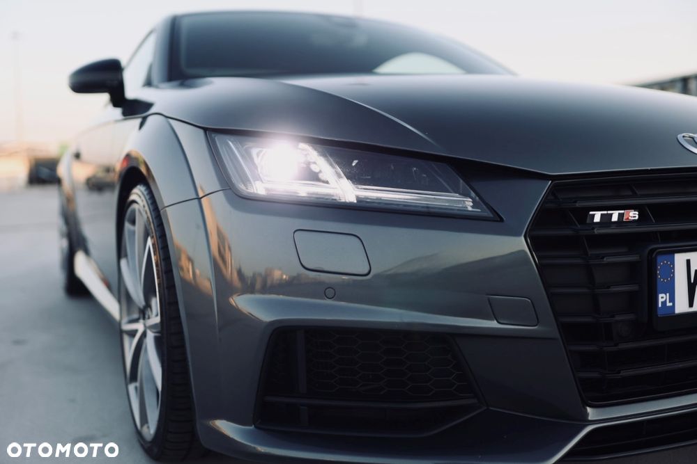 Audi TT S Coupé - 2