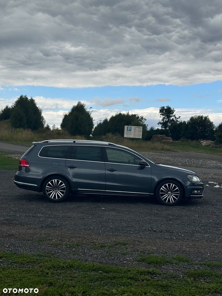 Volkswagen Passat 2.0 TDI Highline R-Style DSG - 8