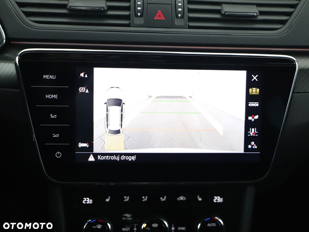 Skoda Superb 2.0 TDI SCR 4x4 Sportline DSG - 17