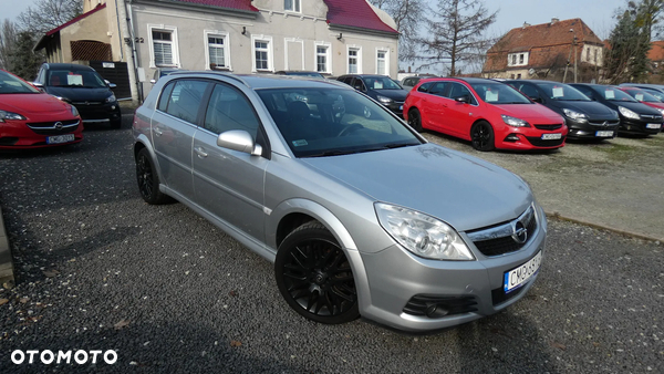 Opel Signum 1.9 CDTI Elegance