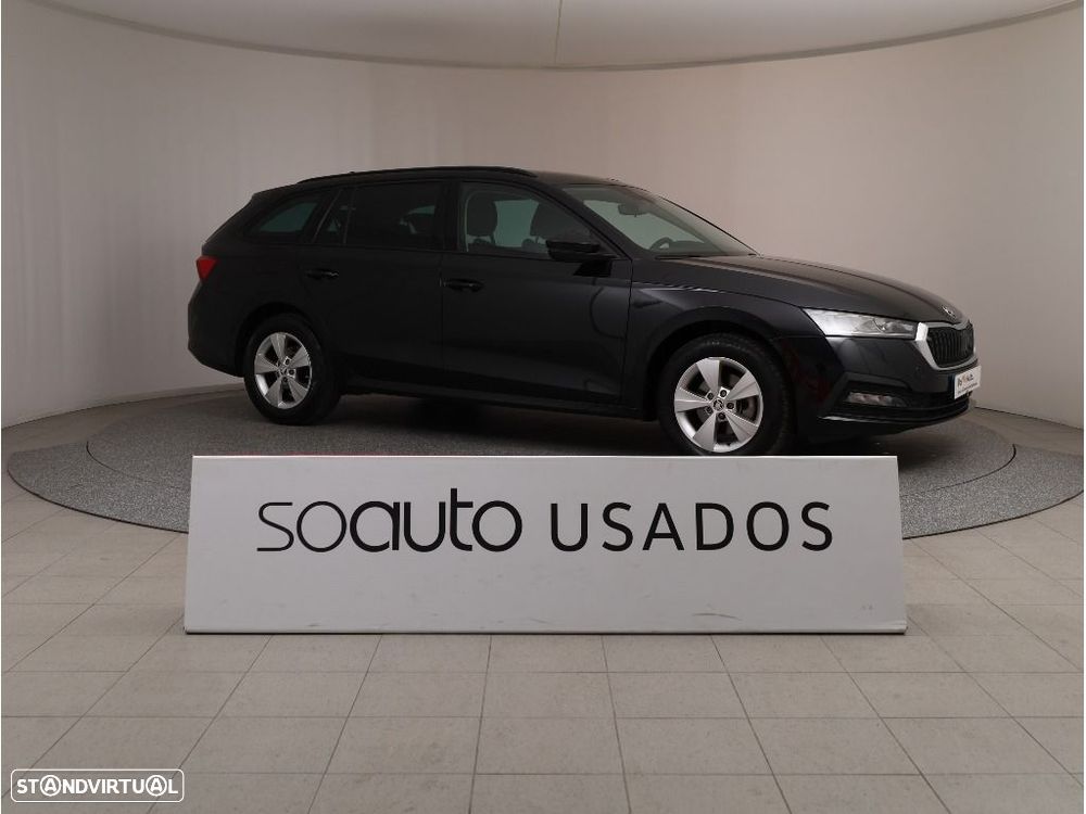 Skoda Octavia 2.0 TDI Ambition — fotografia 12