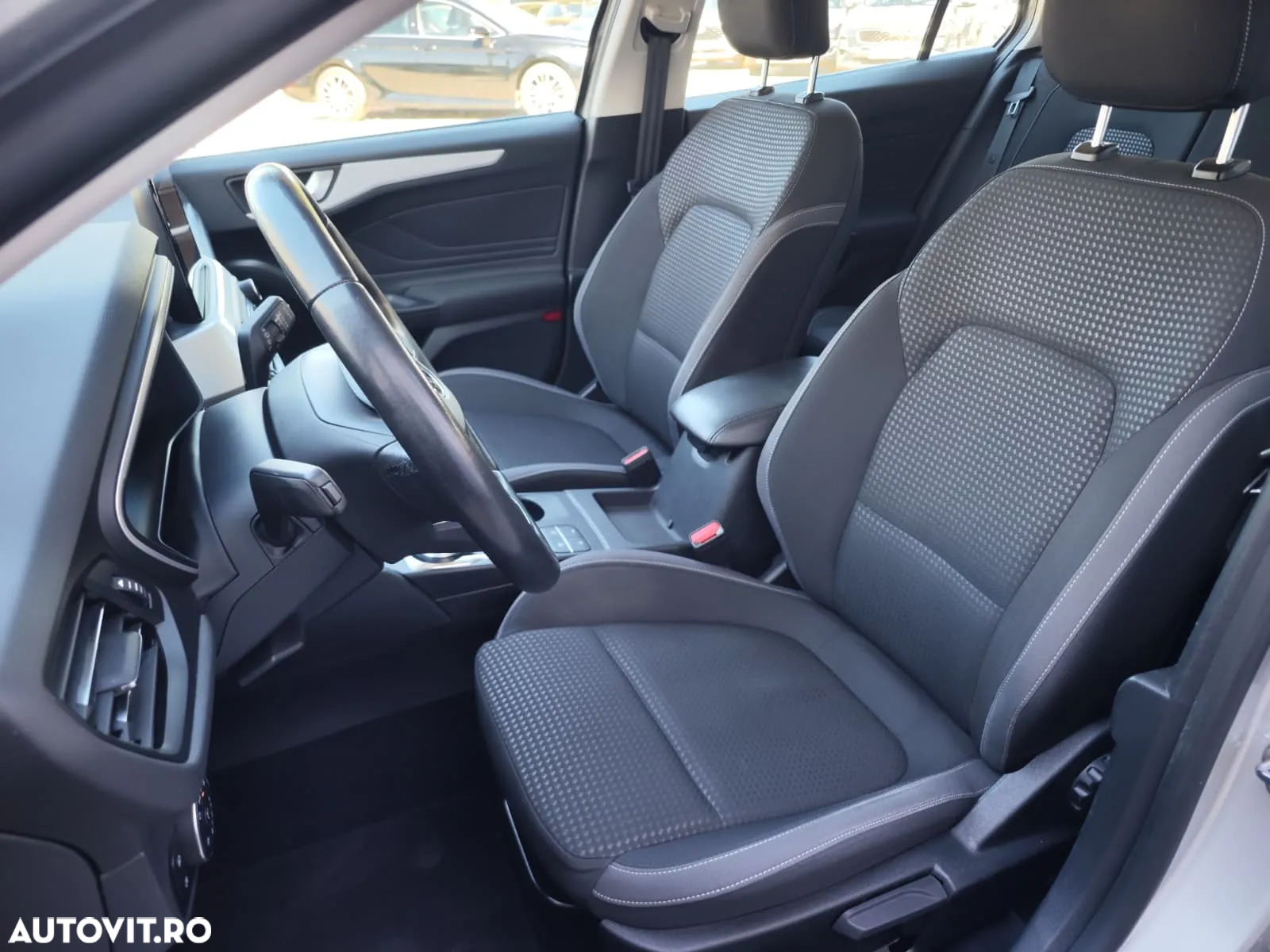 Ford Focus Turnier 1.5 EcoBlue Start-Stopp-System Aut. ACTIVE - 12