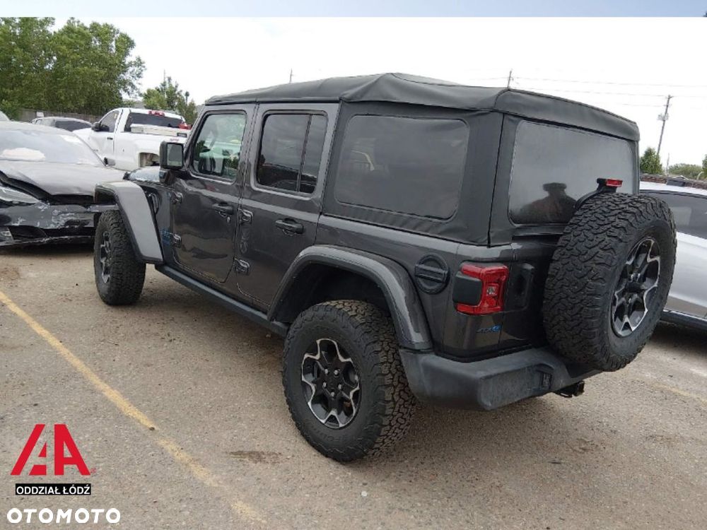 Jeep Wrangler - 5