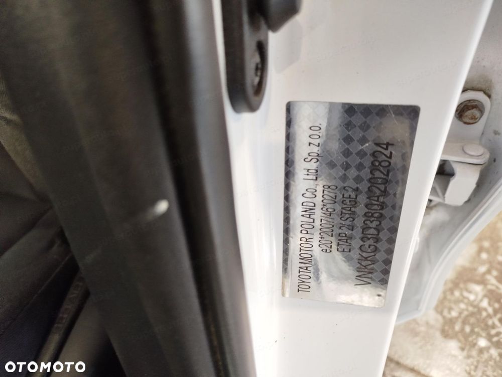 Toyota Yaris Active 1.5 111KM - 24