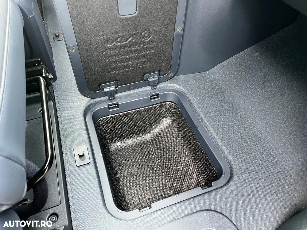 Kia PV5 Passenger - 25