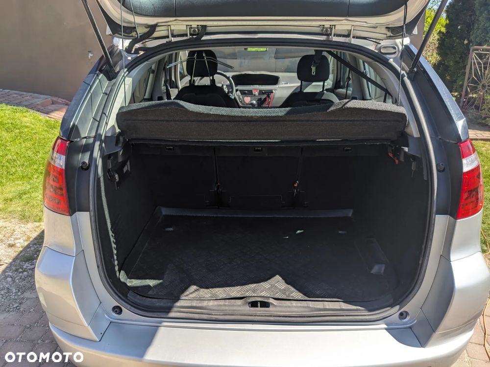 Citroën C4 HDi 110 FAP Style - 9