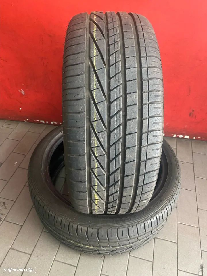 2 pneus 245/40/20 goodyear excellence * RFT com mais de 90% de piso - 2
