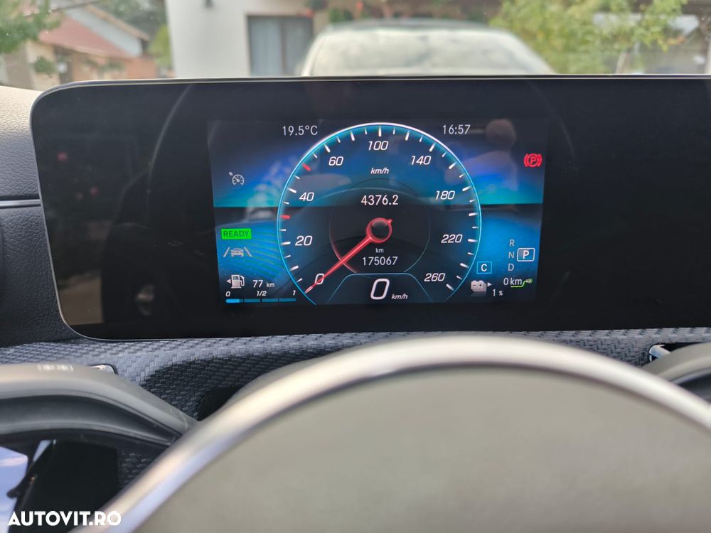 Mercedes-Benz A 250 e 8G-DCT Edition 2020 - 12