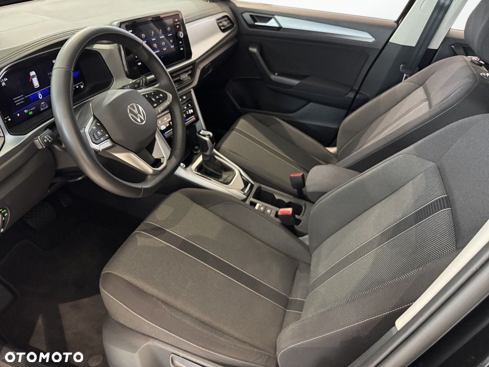 Volkswagen T-Roc - 11