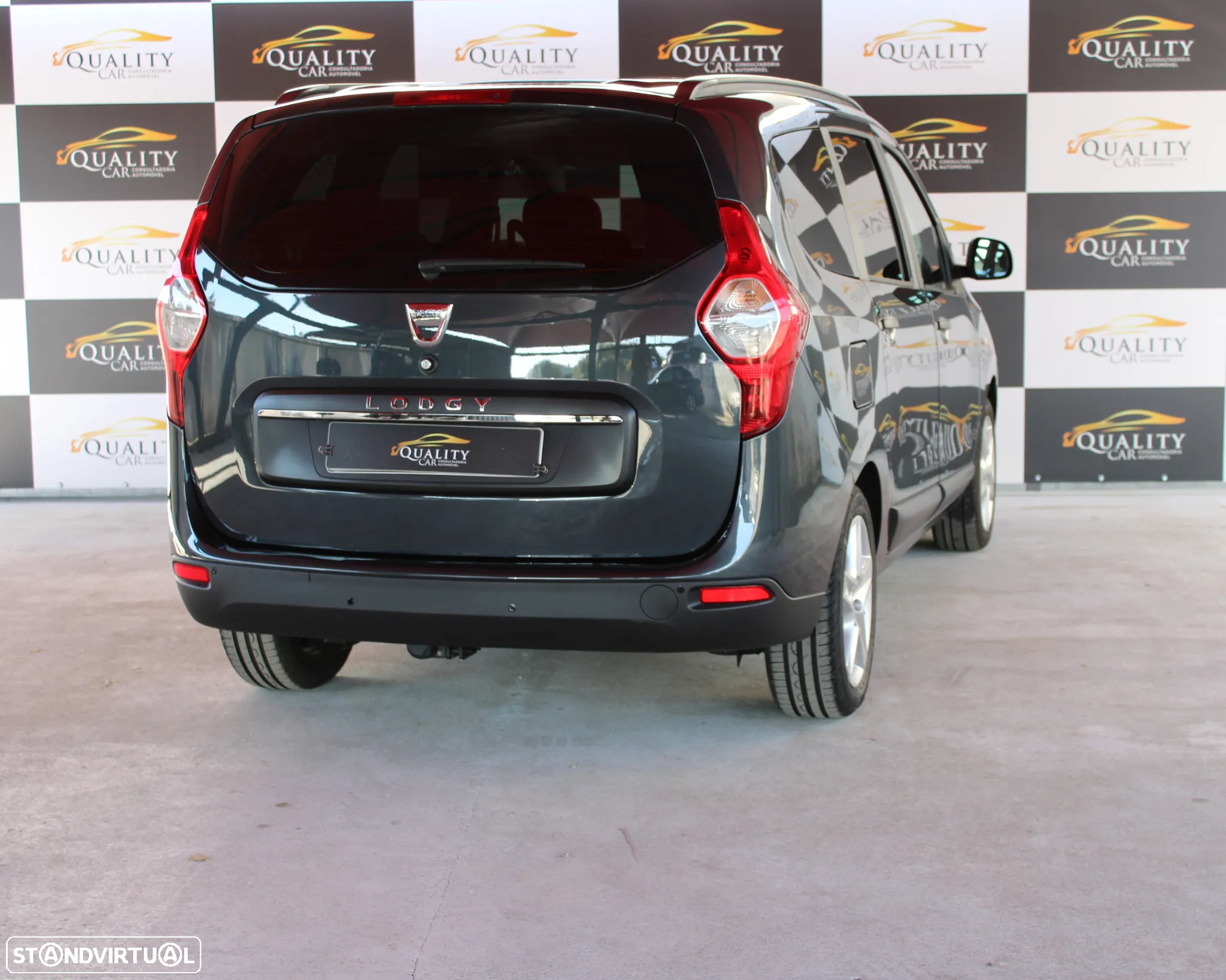 Dacia Lodgy 1.5 dCi Confort 7L - 6