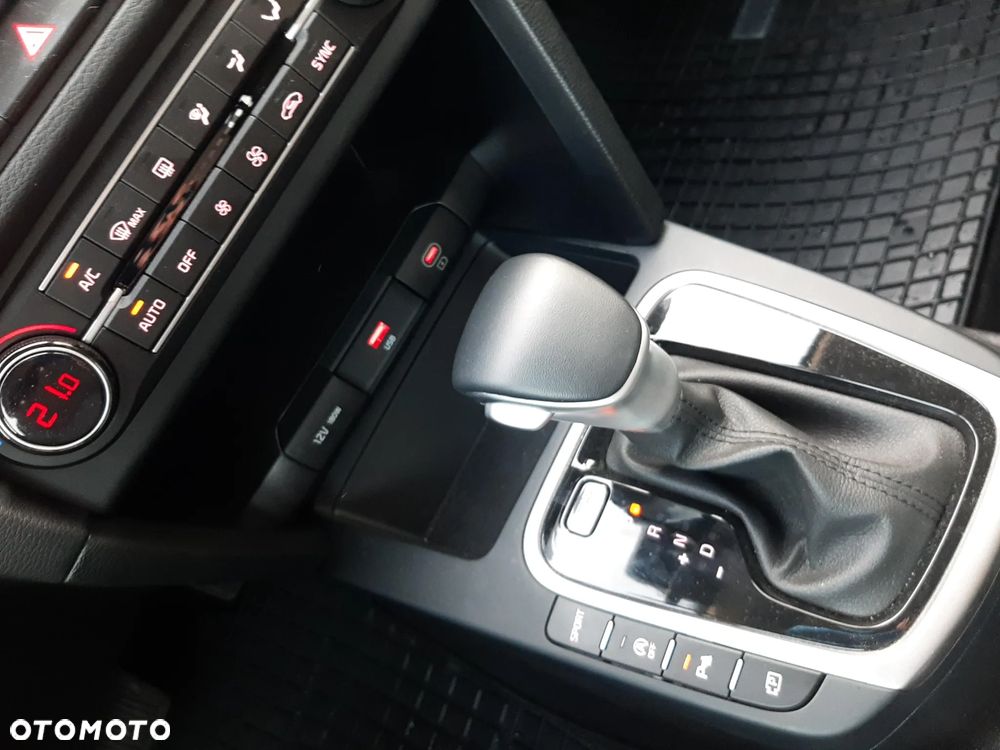 Kia Ceed 1.5 T-GDI M DCT - 14
