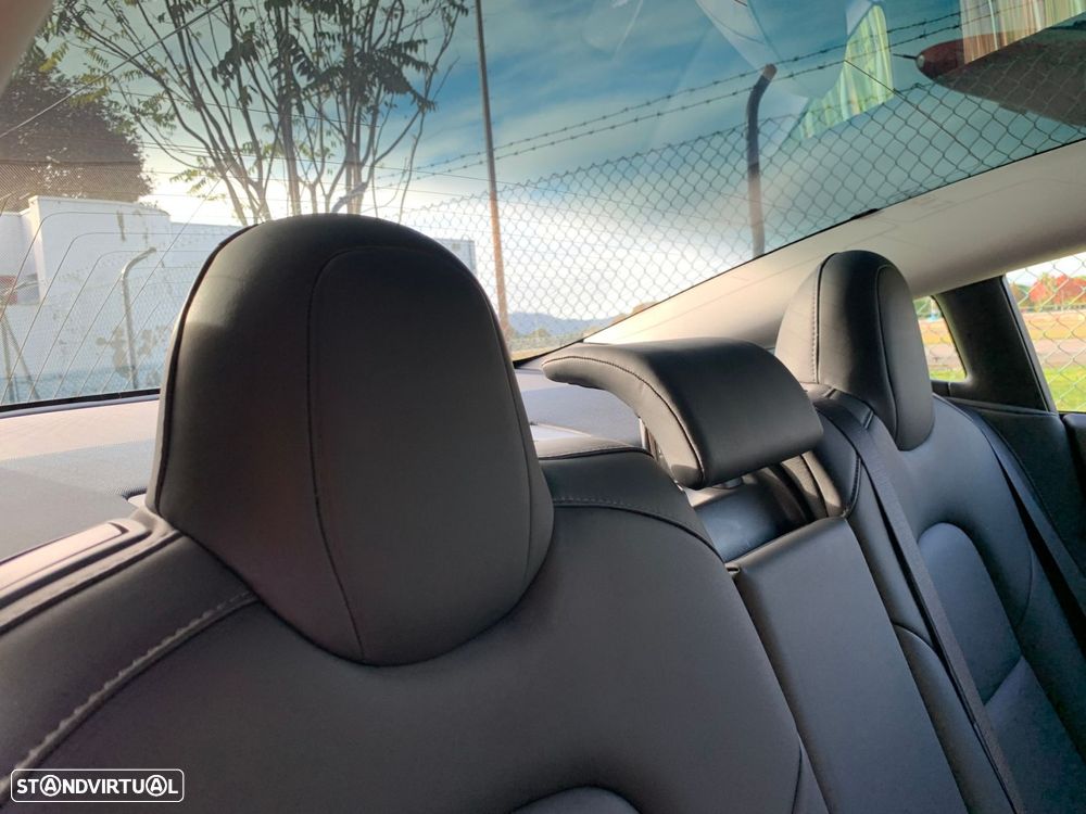 Tesla Model 3 Tração Traseira - 25