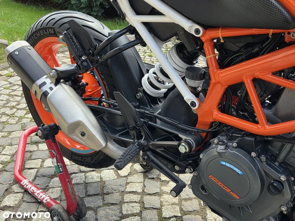 KTM Duke 390 - 28