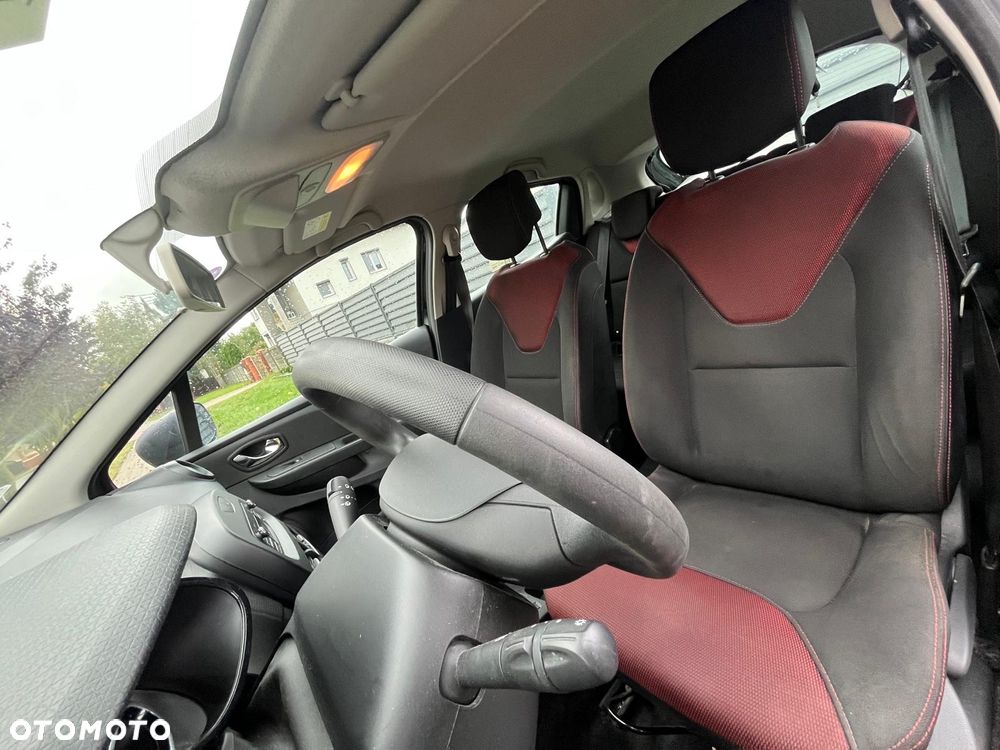 Renault Clio 1.2 16V 75 Experience - 10