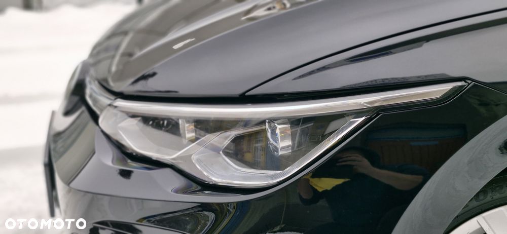 Volkswagen Golf 2.0 TSI OPF DSG R-Line - 33