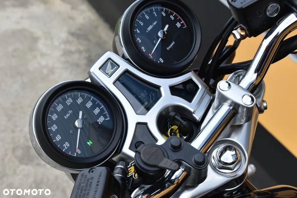 Honda CB - 24