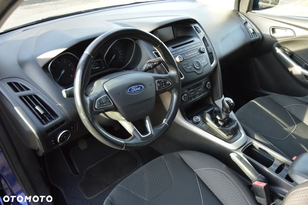Ford Focus 1.0 EcoBoost SYNC Edition ASS - 11