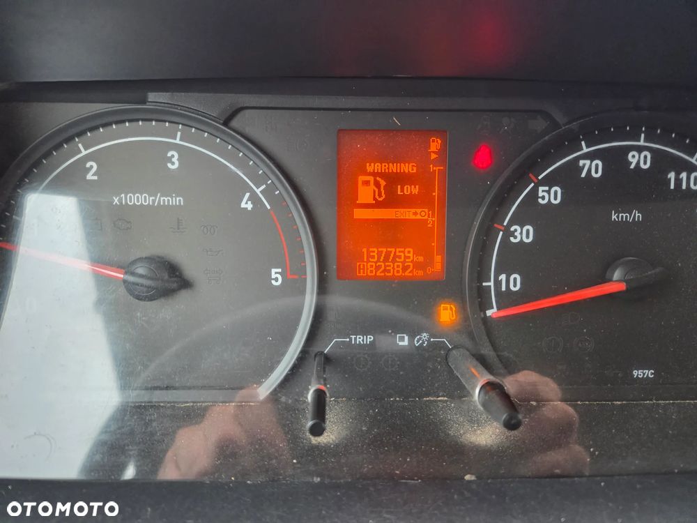 Renault Maxity 2.5 DCI 140KM / Wywrotka Dł: 3.20 / Rozsatw osi 2.50 / Klima / HAK 3.5T - 21