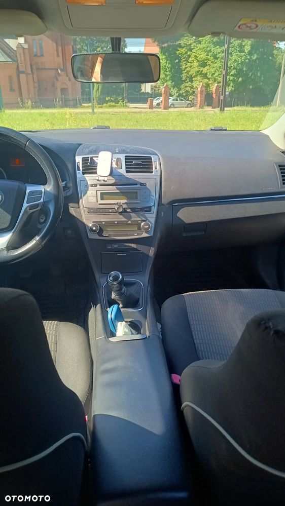 Toyota Avensis 2.0 D-4D Active - 16