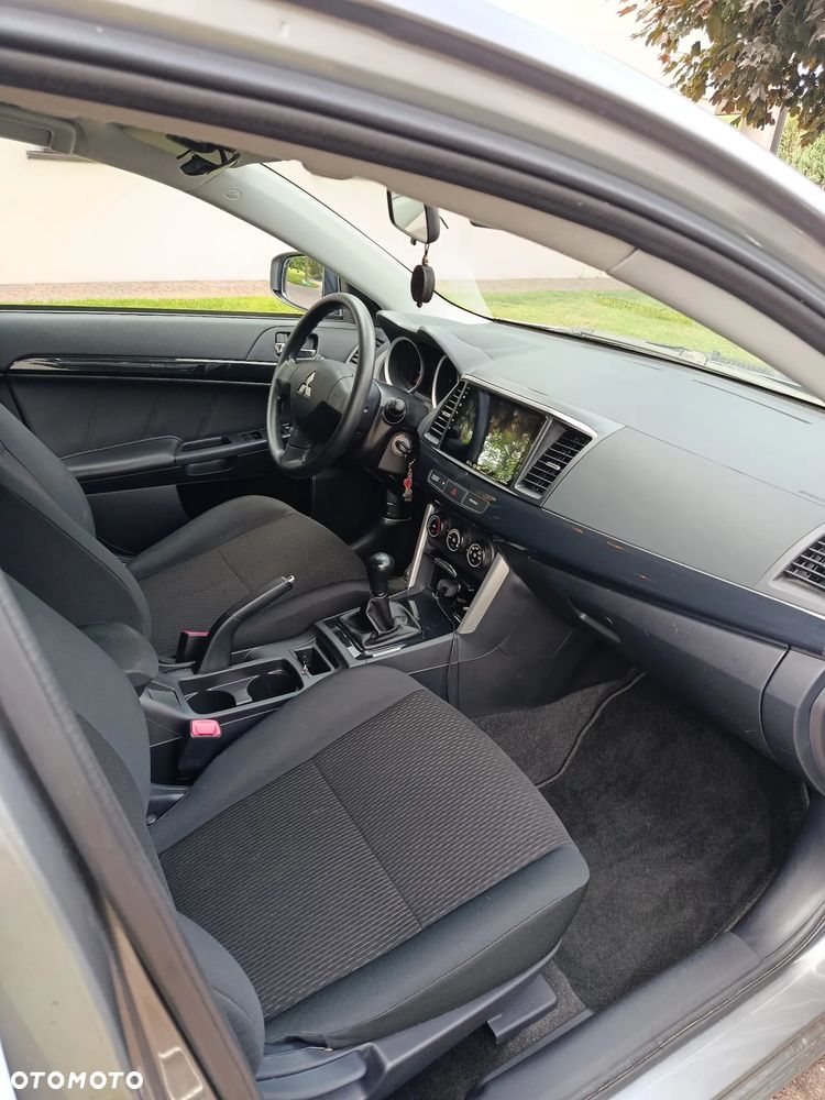 Mitsubishi Lancer Sportback 1.6 ClearTec - 6