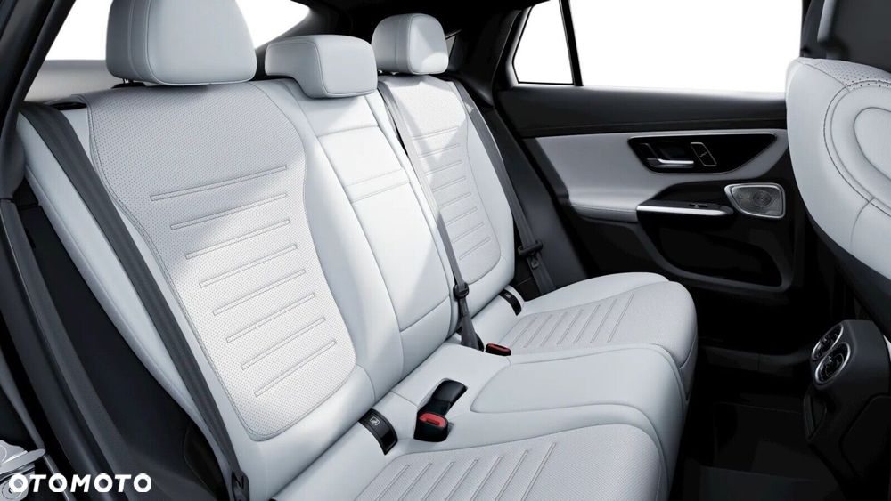 Mercedes-Benz GLC - 9