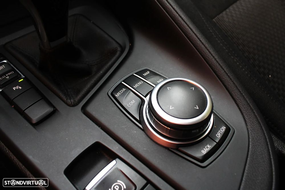 BMW X1 16 d sDrive Auto - 43