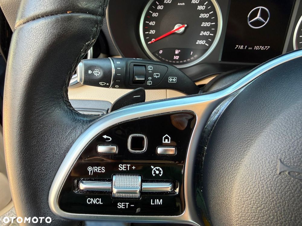 Mercedes-Benz GLC 200 d mHEV 4-Matic Avantgarde - 24